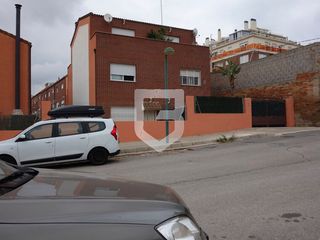 Semi detached house in Centro. Adosado almazora,