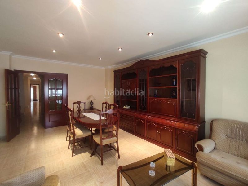 Foto d0665b1b-8d07-4760-81ef-37725c7f168f. Casa amb aparcament a El Pilar Villarreal / Vila - real