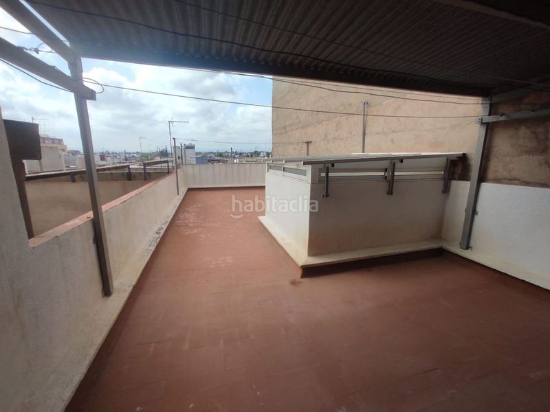 Foto e1e22a6a-8353-40cc-a03e-6cc38bcd0073. Casa amb aparcament a El Pilar Villarreal / Vila - real