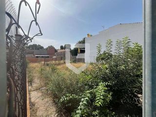 Terreny residencial a Alqueries (Les) / Alquerías del Niño Perdido