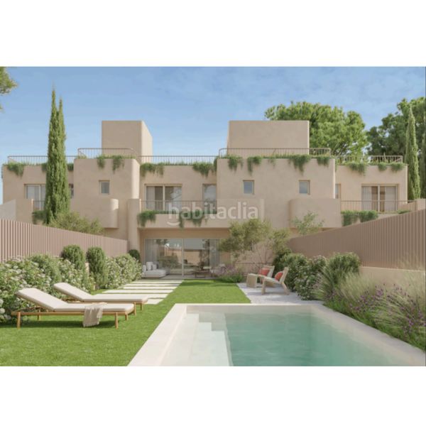 Foto 0bfc6dbc-93c0-457c-bcd6-23d9684e94cd. Casa aparellada amb xemeneia calefacció aparcament piscina a Alicante