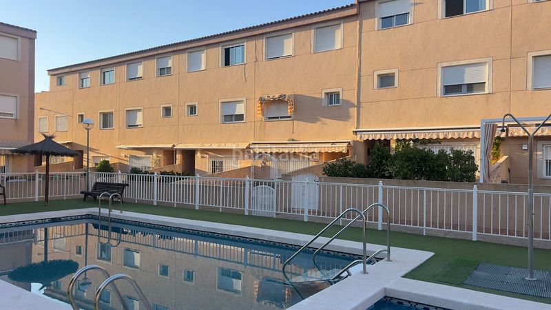 Foto a3dbf392-bfa6-4941-a457-e03f048d09ad. Dúplex amb aparcament piscina a Virgen del Remedio - Parque Lo Morant Alicante