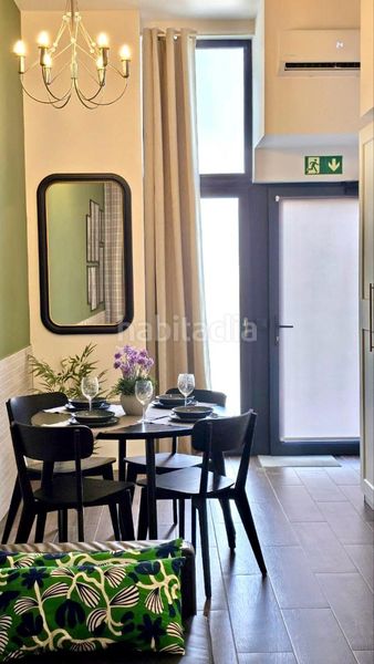 Foto 1d87df9d-7d31-4a3c-b9e9-4cc9bff8abe8. Loft a carrer d'eslida 1 a Malilla Valencia