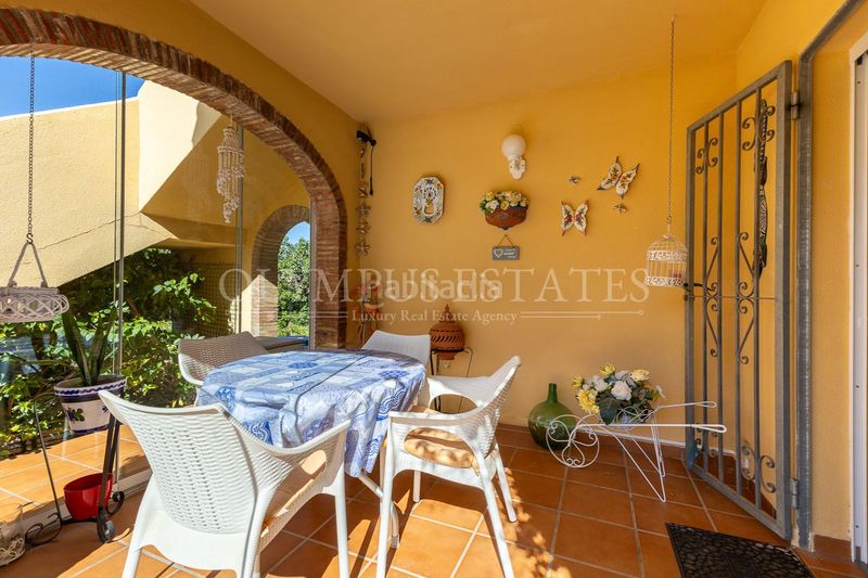 Foto cb2ee89f-ed35-4bd6-b130-bc8c2f77799e. Casa pareada en El Montgó Dénia