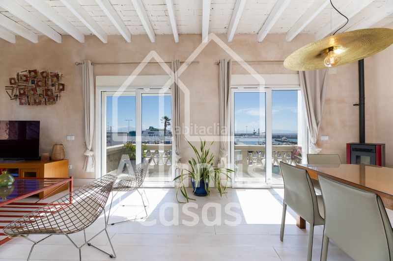Foto 15ca84d2-5437-4ca1-899b-b6e354c9e9bc. Casa amb xemeneia aparcament a Tarifa ciudad Tarifa