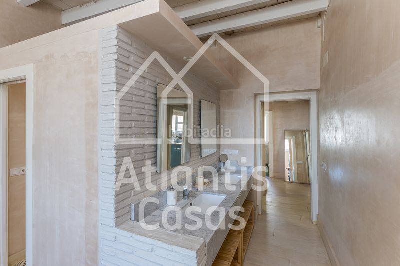 Foto 68156d15-1d43-4d48-860a-fe7d6e6db61d. Casa amb xemeneia aparcament a Tarifa ciudad Tarifa