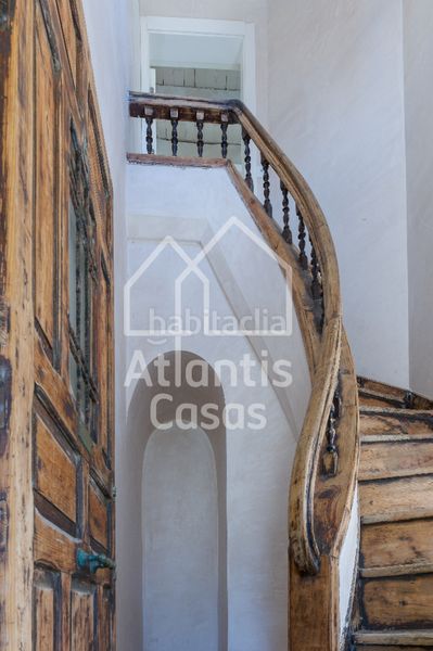 Foto d1456496-a6fb-4ba5-82c5-11c445d7d38f. Casa amb xemeneia aparcament a Tarifa ciudad Tarifa