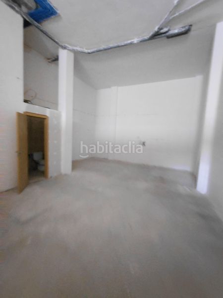 Foto cf495049-fa51-4d26-883f-64910f87a153. Lloguer local comercial a Centre Vendrell (El)