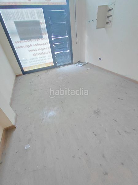 Foto e6fb0aa5-6e2d-4db3-b1eb-7cf2b31c70ad. Lloguer local comercial a Centre Vendrell (El)