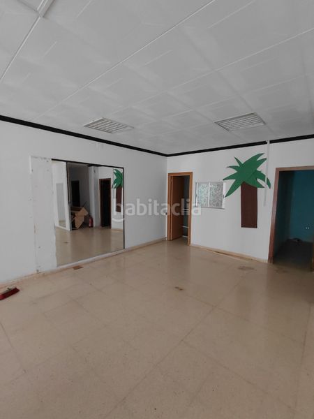 Foto 676ad74f-6b00-49f2-aff6-58aadb57ff91. Rent business premise in El Tancat-Mas d´en Gual Vendrell (El)