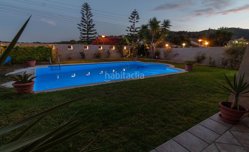 Foto 63bde6f1-d579-4a41-90c2-4e5090101aee. Xalet amb xemeneia calefacció aparcament piscina a Vendrell (El)