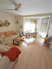Etagenwohnung in Eixample. Piso en el centro de tarragona