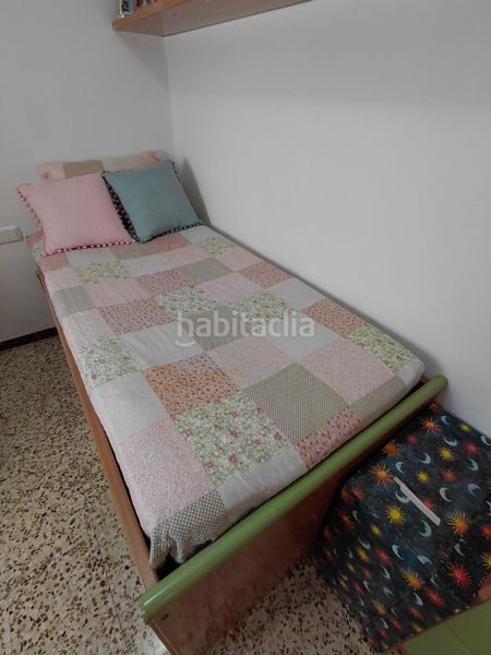 Foto f363f1fb-d27d-4c67-bb4b-87813503335f. Attico con riscaldamento in Centre Vendrell (El)