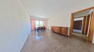 Location Appartement  Carrer pobla vallbona. Piso en alquiler en puerto de sagunto – 3 habitaciones | luminos