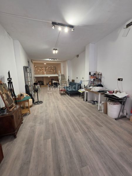 Foto b4b750f1-e500-455c-a711-362af207d20c. Local comercial a Antiga Moreira Sagunt
