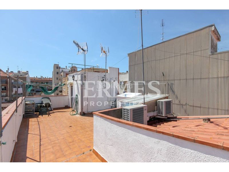 Foto bb1a58ac-44b9-40c1-853a-7e35d63ba39a. Àtic amb calefacció a Centre-Estació Gavà