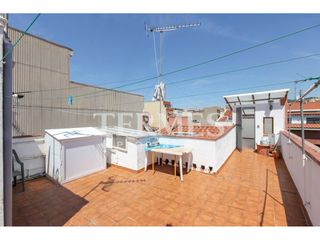 Dachwohnung  Calle centre. �tico en zona centro  colomeres gav�