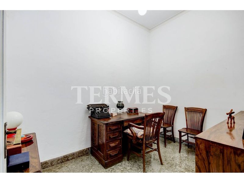 Foto a76edc0f-6f14-427d-89c7-6d6326028082. Casa adossada amb calefacció aparcament a Centre Mataró