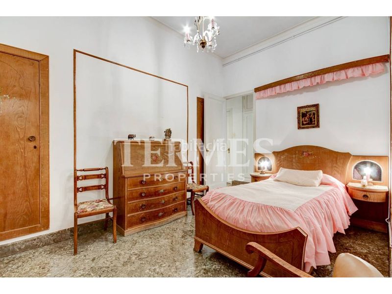 Foto f4606eed-253f-41a4-ba4b-3123d49b0a26. Casa adossada amb calefacció aparcament a Centre Mataró