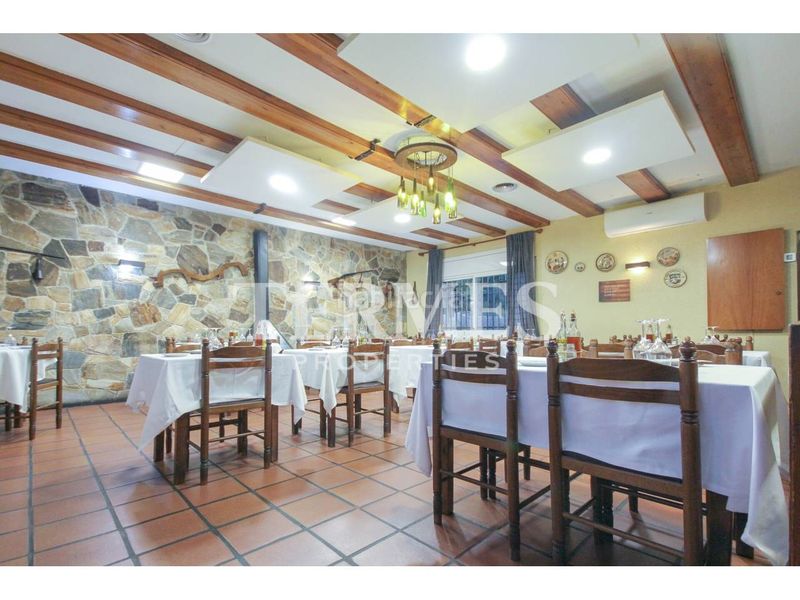 Foto 602bfb0b-6ecc-49b5-bd8e-3eedb2d5453b. Local comercial a Cabrils