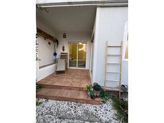 Miete Etagenwohnung  Calle aragó. Vive todo el año de vacaciones