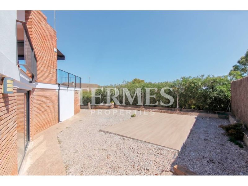 Foto 1aae4508-1104-41f9-9078-0e7f17ee50ee. Lloguer casa amb calefacció aparcament piscina a Gavà