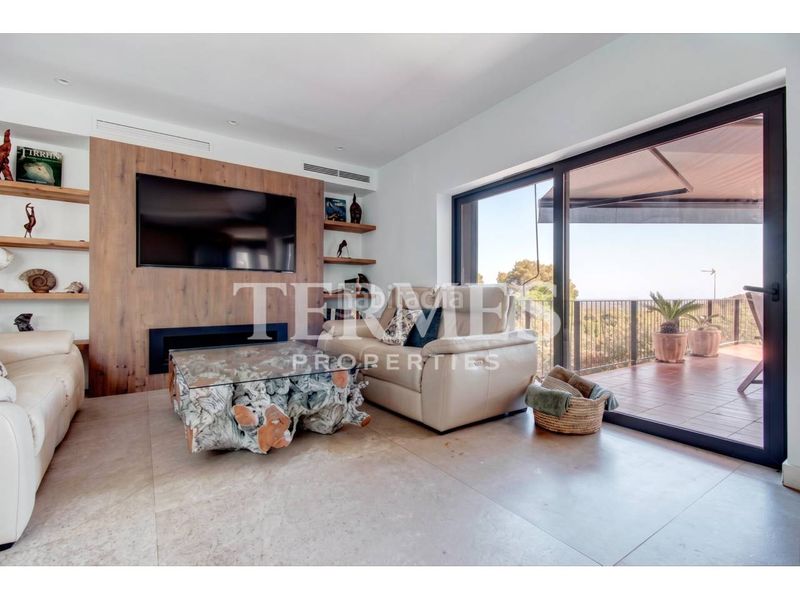 Foto 91487866-2392-4320-b16f-bb83d28a712e. Lloguer casa amb calefacció aparcament piscina a Gavà