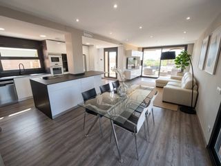 Flat  Avenida europa. Lujo en gava mar