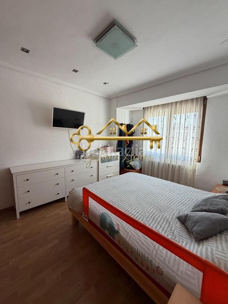 Foto 35ab4cb8-7325-44b4-bfc5-bb2a9f413228. Flat in Centro Ontinyent