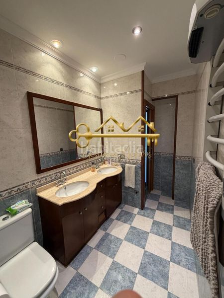 Foto ee7d8abf-b6f7-4eb1-83bf-4122d86f3004. Flat in Centro Ontinyent