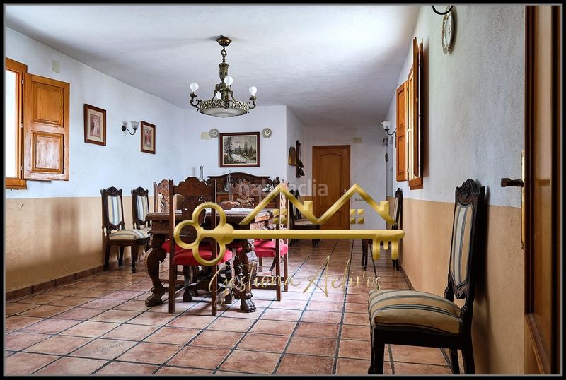 Foto a6bdd49e-d37e-4018-ac00-f2898ad3f153. Masia a Sant Josep-Zona Hospital Ontinyent