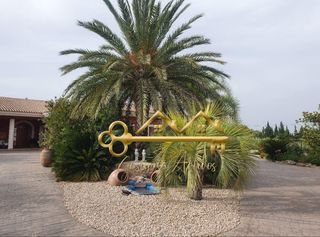 Chalet en Santa Ana. Venta de chalet independiente en el pilar  santa ana