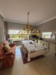 Chalet à Santa Ana. Venta de chalet independiente en el pilar  santa ana