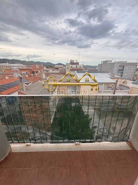 Foto c744fb5d-6b07-4a64-a814-50c8eb9dd836. Pis amb aparcament a Aielo de Malferit