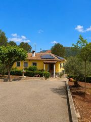 Chalet in Simat de la Valldigna. Espectacular chalet en plena naturaleza en simat de la valldigna