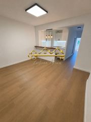 Appartement à Sant Rafael. Piso totalmente reformado a estrenar con balcón, despacho y acab