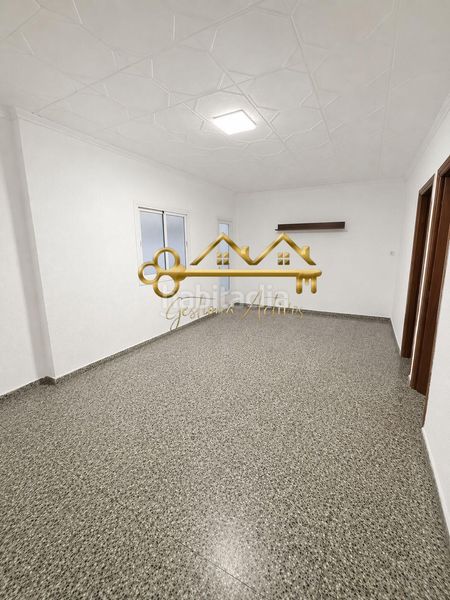 Foto cfcdb2b0-b673-446b-870c-e013f1f00529. Pis a Vallada