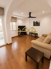 Flat in Vallada. Amplio piso amueblado de 90 m2 con balcón en pleno centro de val