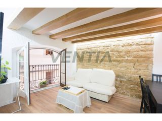 Flat in Calle ata�lfo 19. Alma del g�tico
