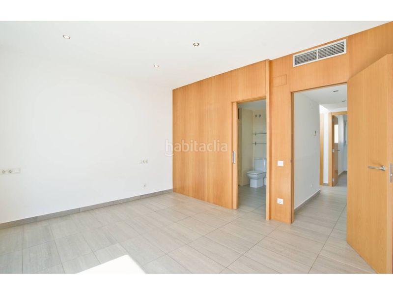 Foto b4bfd227-4abe-4193-b889-e5f9a102b516. Casa amb calefacció aparcament piscina a Urbanitzacions Sant Pol de Mar