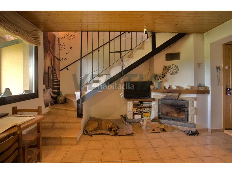 Foto 2441a8f8-d3fb-4b5e-8743-ea6bf1872158. Dúplex  en venta en Berga