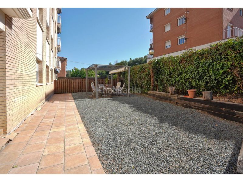Foto 64ec8403-d798-42c3-ab77-c1b33ff7d65e. Pis amb calefacció aparcament piscina a Polinyà