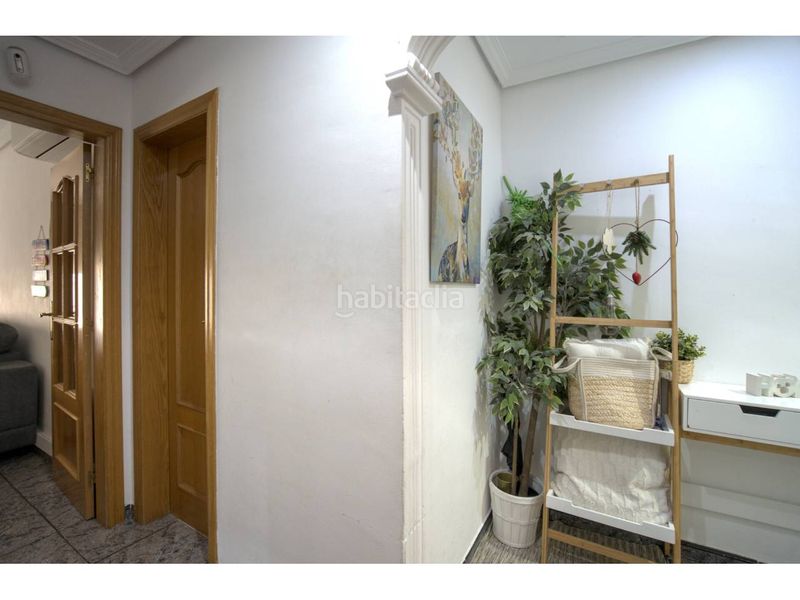 Foto d0c8b9a7-bcc9-44b0-bc4e-e3fb62a27eab. Pis a Llagosta (La)