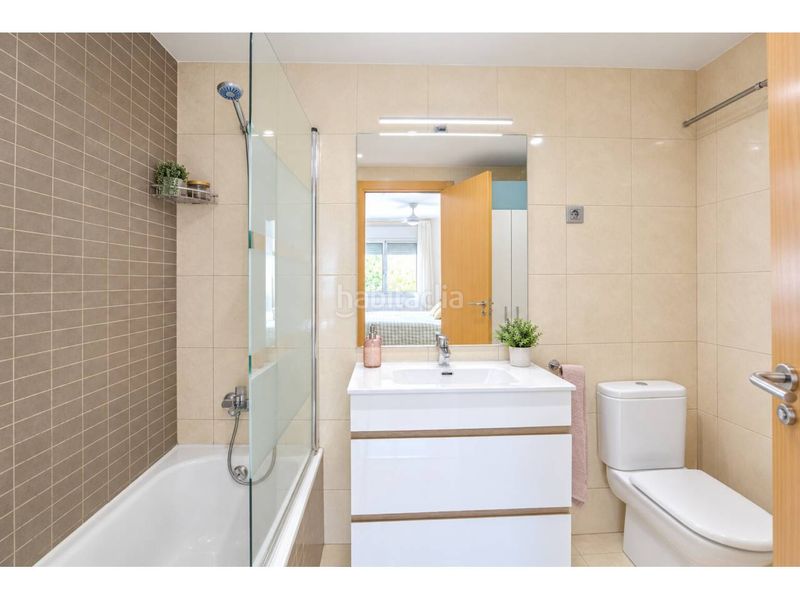 Foto 04dfb78b-14dd-4662-85bf-155f67578a29. Flat in calle josep montserrat 1 in Llagosta (La)