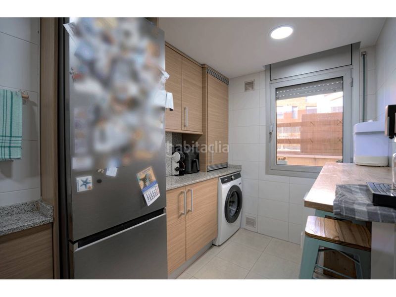 Foto 147e4098-b48d-439c-aaa1-4bb0c4bc2c42. Flat in calle josep montserrat 1 in Llagosta (La)