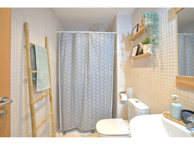 Foto 1726072a-f890-42ef-a655-fd11f92fc6e1. Flat in calle josep montserrat 1 in Llagosta (La)