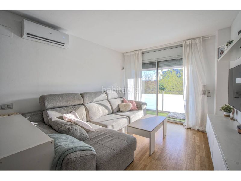 Foto 52d11998-41ad-4ea3-bca4-61e9ddf78127. Flat in calle josep montserrat 1 in Llagosta (La)