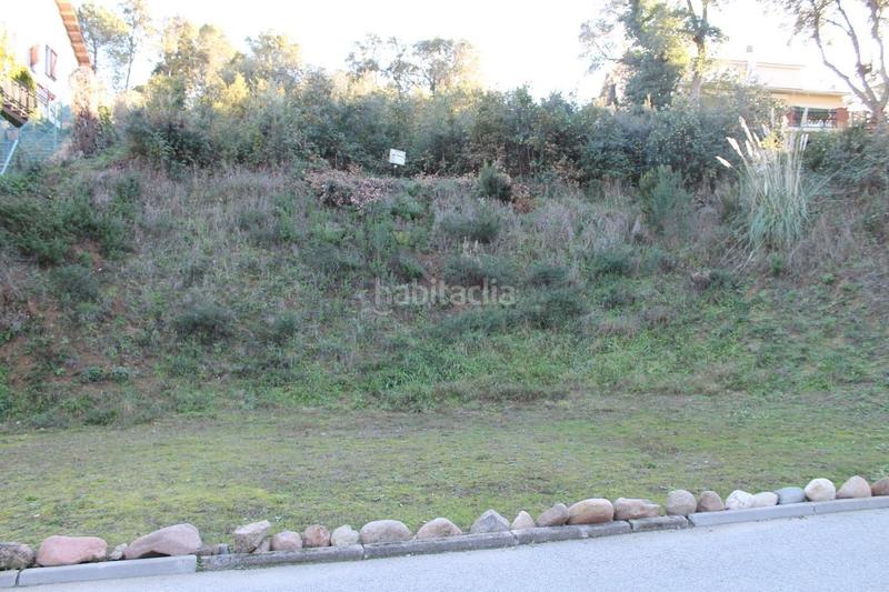 Foto 20a8140a-1fcf-43f8-84bd-741f753946a0. Residential plot in carrer llenega blanca 16 in Vallgorguina