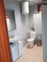 Local Comercial a Avinguda coronel estrada 22. Local en zona inmejorable, ideal inversores!