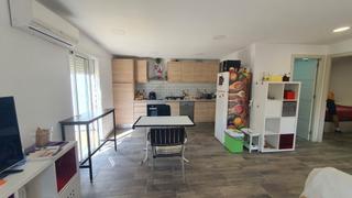 Maison à Plaça sector la batllòria 1. Módulo en camping, ideal para vivir todo el año o temporada!